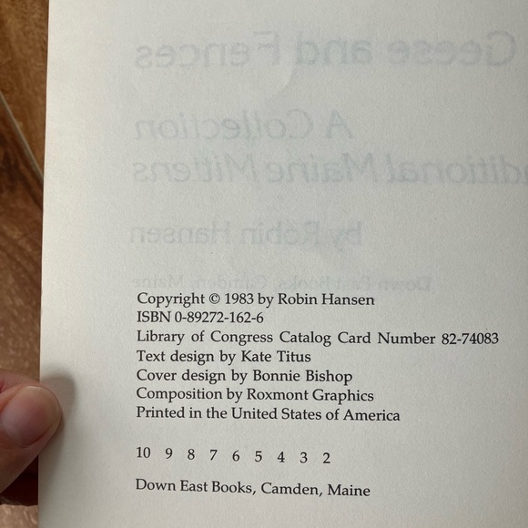 Robin Hansen Maine Mittens Knitting Book - Picture 6 of 8